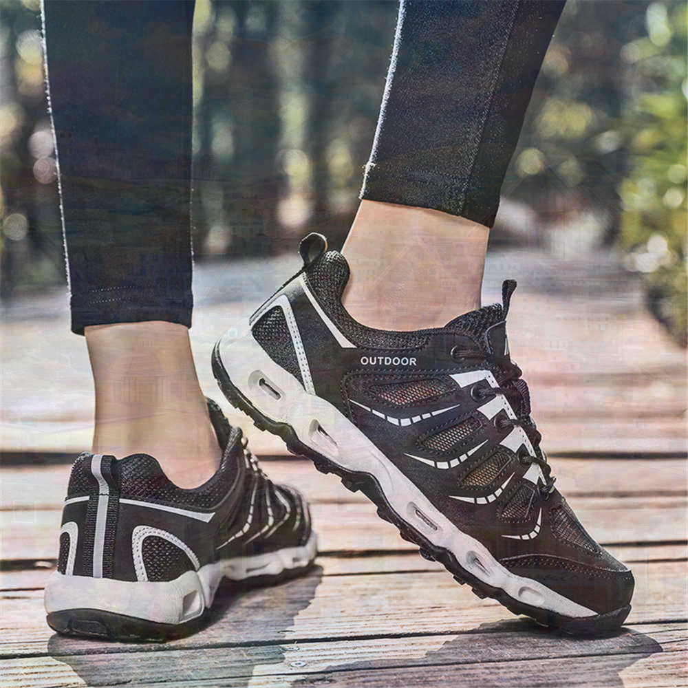 Sumer Round Tip Silver Sneaker - đánh giá và giá Outdoor Sports Store